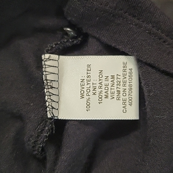 Elle Black Floral Front Cut Top - Picture 6 of 7